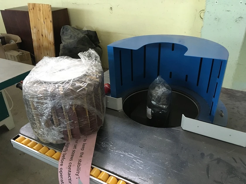 Profesionalios šepetinės šlifavimo staklės WOODLAND DTL-20A