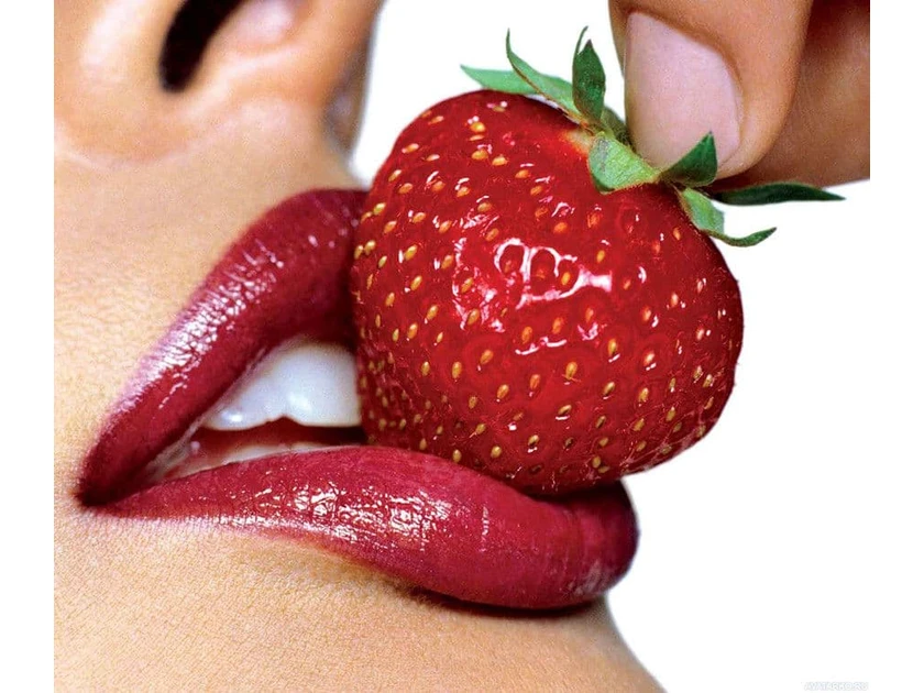 Stipri erekcija ilgam vaikinui