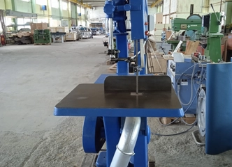 Galingas NP HANSENS siaurapjūklis – 3,7 kW, 800 mm ratų skersmuo, 200 mm aukštis