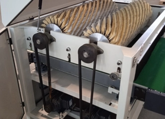 Didelis darbinis plotas 1300 mm – idealus dideliems projektams