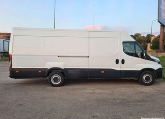 Iveco Daily – patikimas partneris krovinių gabenimui