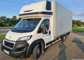 Krovinių gabenimui – patogūs mikroautobusai