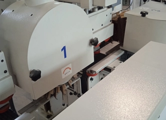 Patikimos šlifavimo staklės 450 mm ilgio